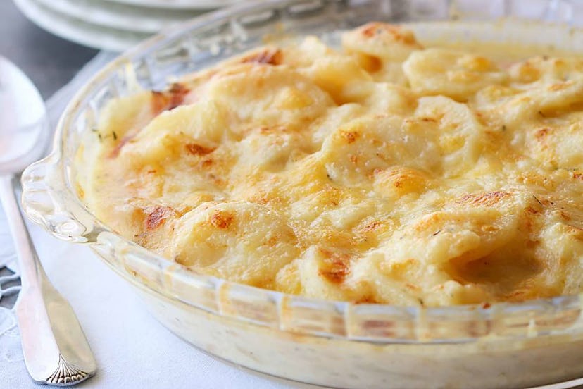 Instant Pot scalloped potatoes served in a plate 