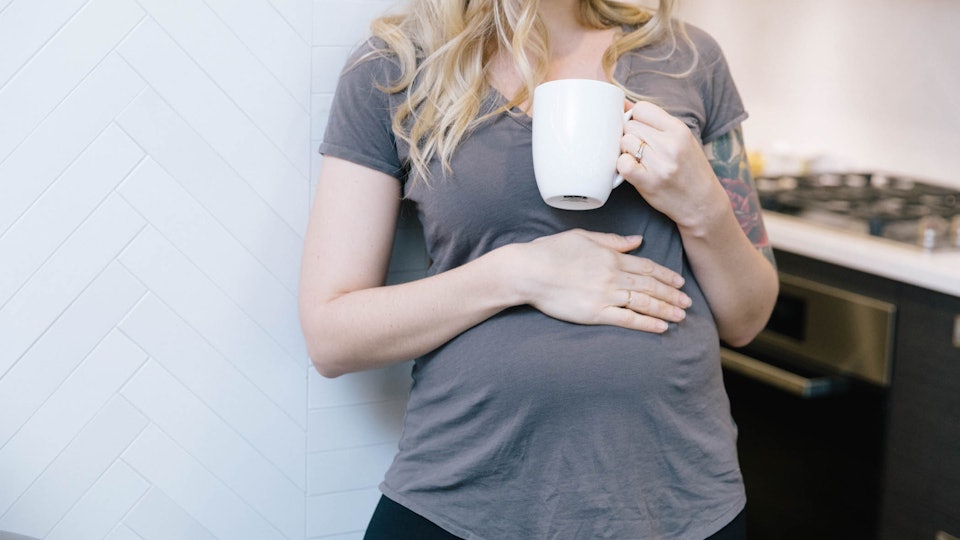 Can You Have Hot Honey & Lemon When Pregnant? Here's What You ... Can You Have Hot Honey & Lemon When Pregnant? Here's What You ...