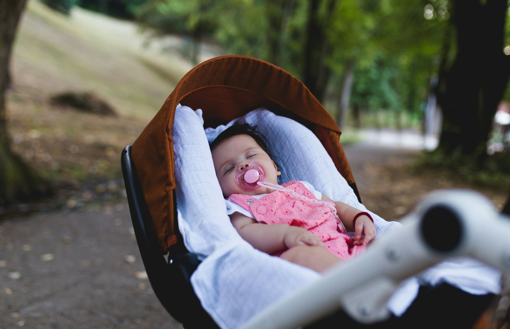 when to put baby in pram seat