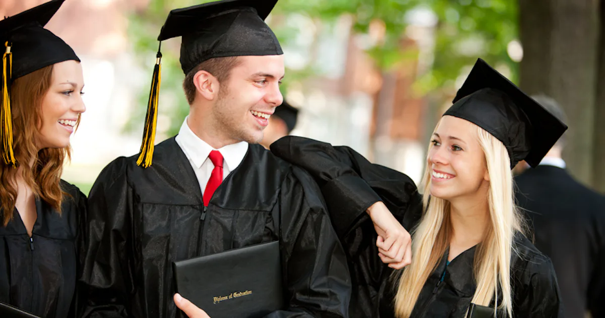 Graduation Break Should You Break Up Before Graduation? How To Know If Your Relationship ...