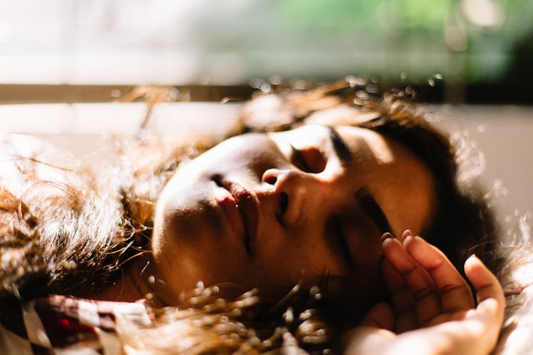 A woman sleeping with the help of an app