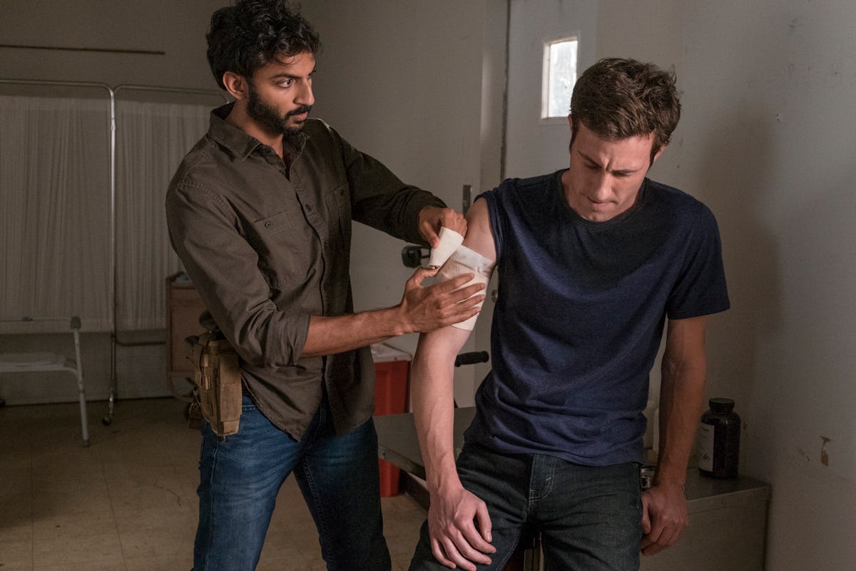 The Walking Dead S Season 8 Episode 14 Promo Shows That This War Is Taking A Turn