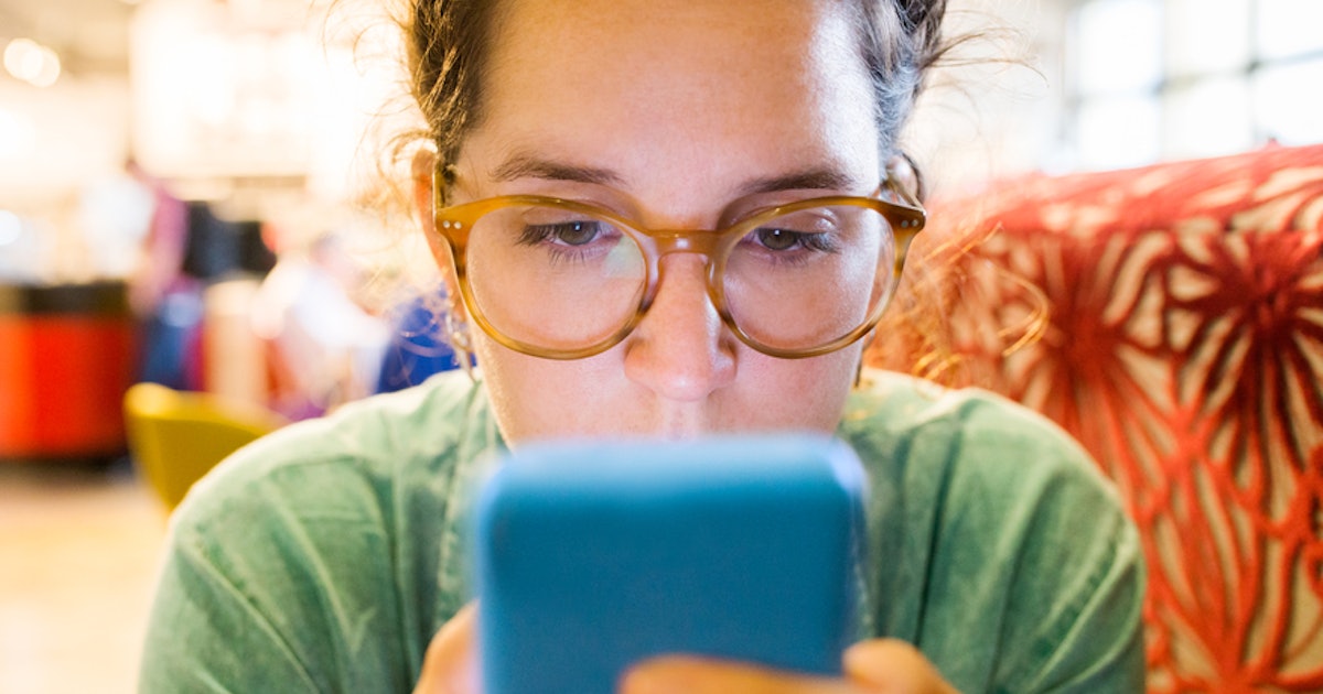7 Red Flags To Look For On Your Partner S Facebook That Could