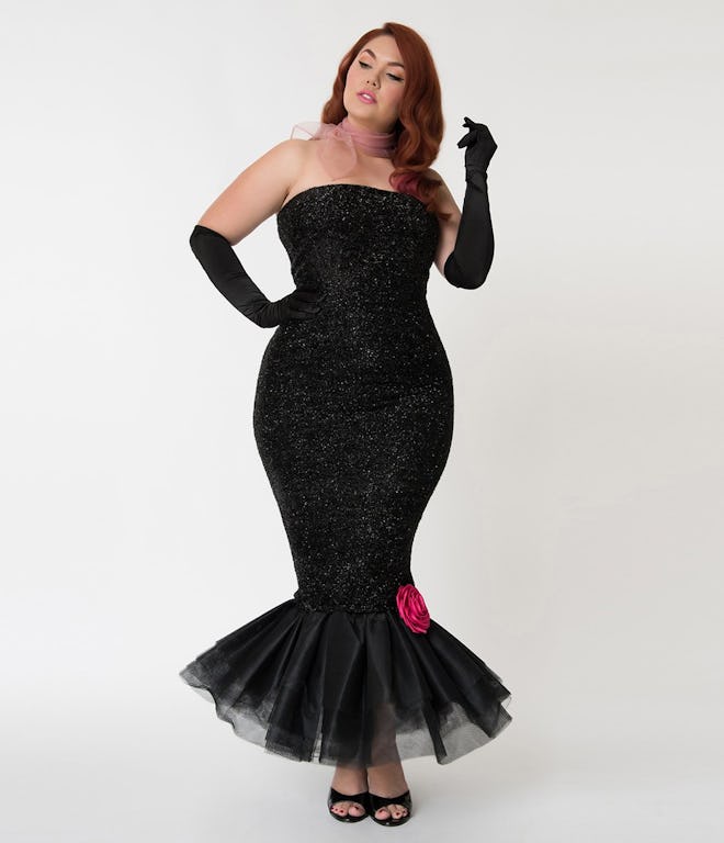 Solo In The Spotlight Strapless Wiggle Dress