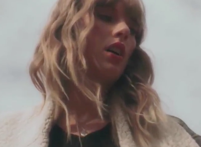 What Does Taylor Swift S J Initial Necklace From The Delicate Video Mean It S A Nod To Her Number One