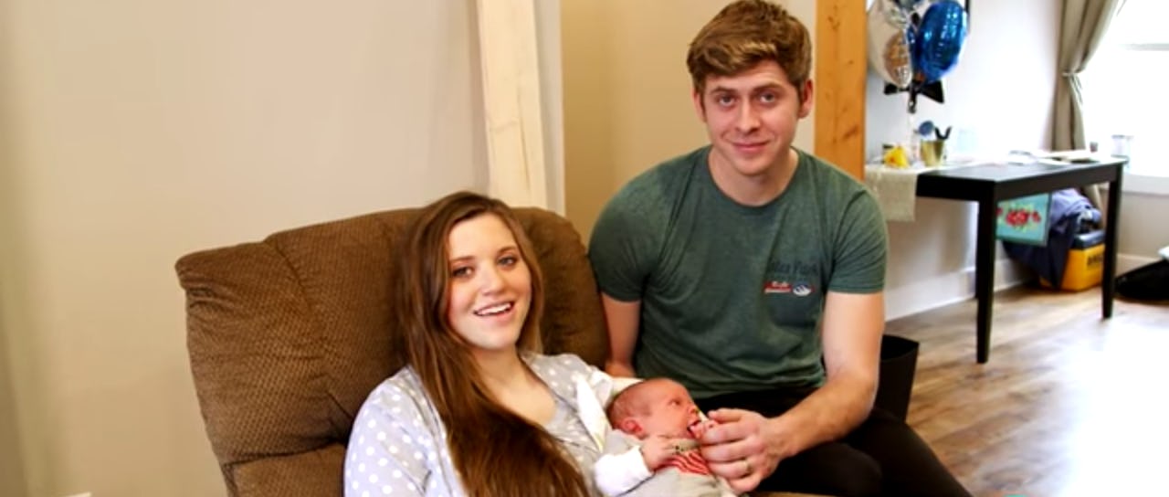 JoyAnna Duggar Baby Updates Show She's Loving Life As A Mom To Baby Gideon(02)