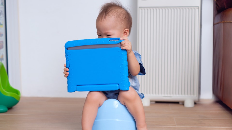 12 Moms Reveal How They Explained The Need To Poop To Their Kid