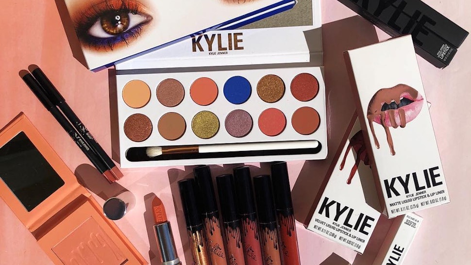 Whats In The Kylie Cosmetics April Faves Bundle The Makeup Queen