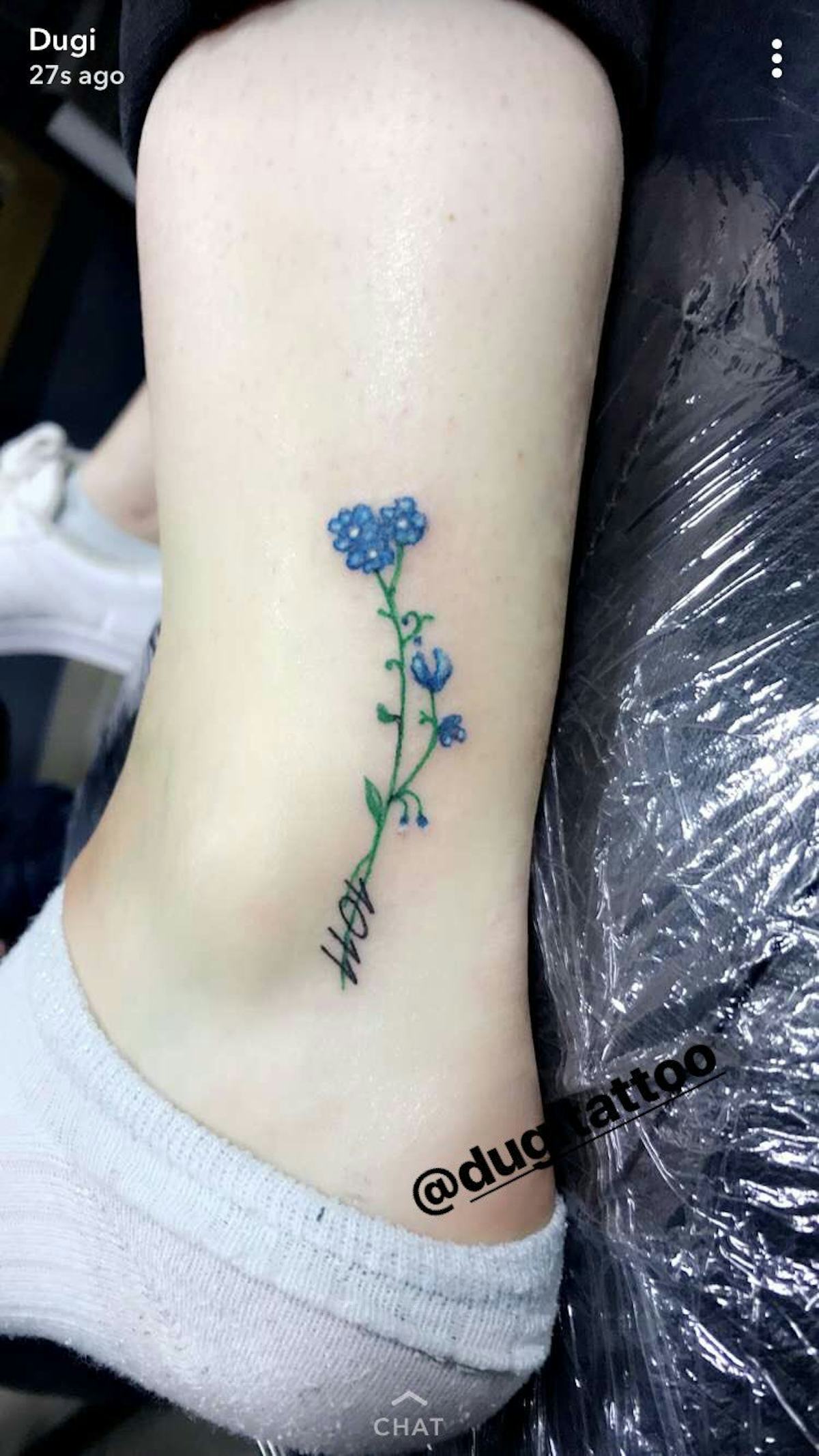 7 Subtle Flower Tattoos You Ll Want To Get With Your Bestie 7 Subtle Flower Tattoos You Ll Want To Get With Your Bestie