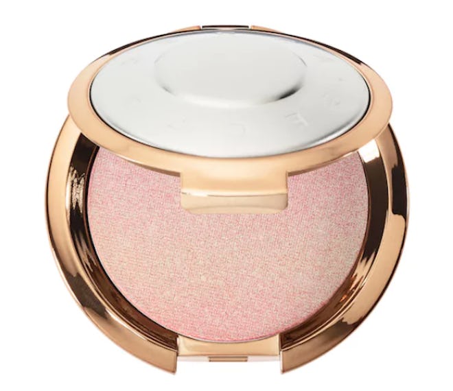 Becca Light Chaser Highlighter in Opal Flashes Jade