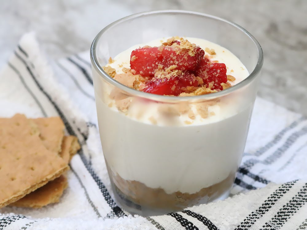 This Cheesecake Recipe For One Person Makes Having Decadent Dessert