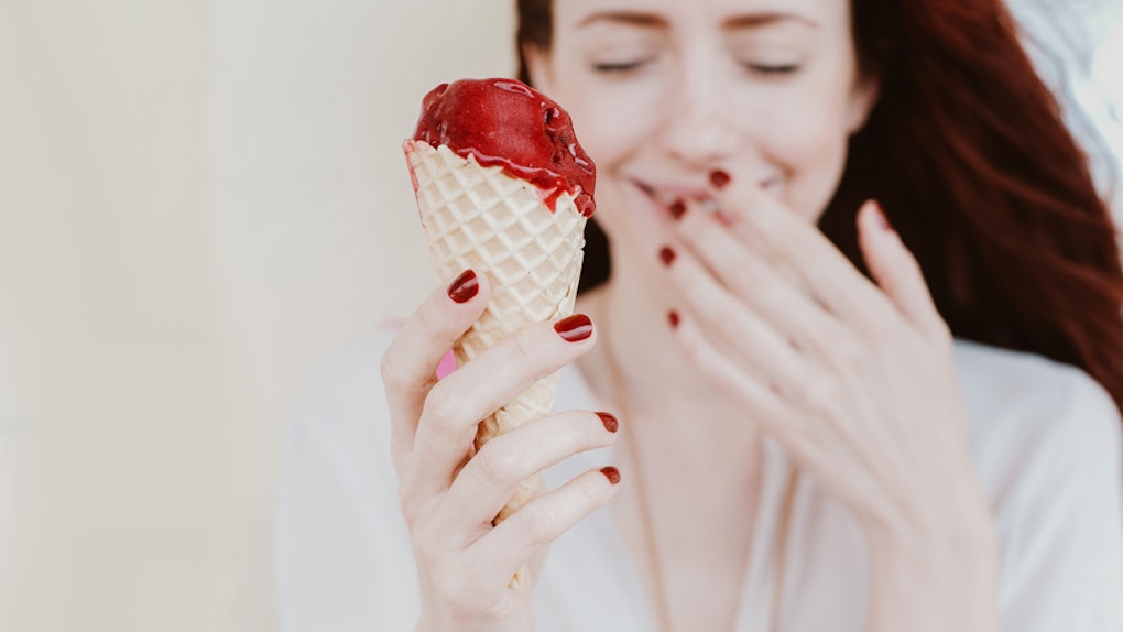 35 Captions For Ice Cream Pics That Ll Seriously Cool You Off