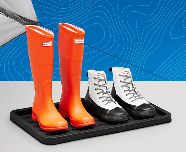 When Will The Tall Hunter x Target Boots Be On Sale? There display picture 3