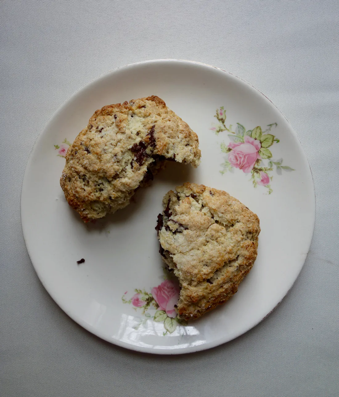 This Chocolate Chip Scone Recipe For One Person Is Basically A Fancier ...