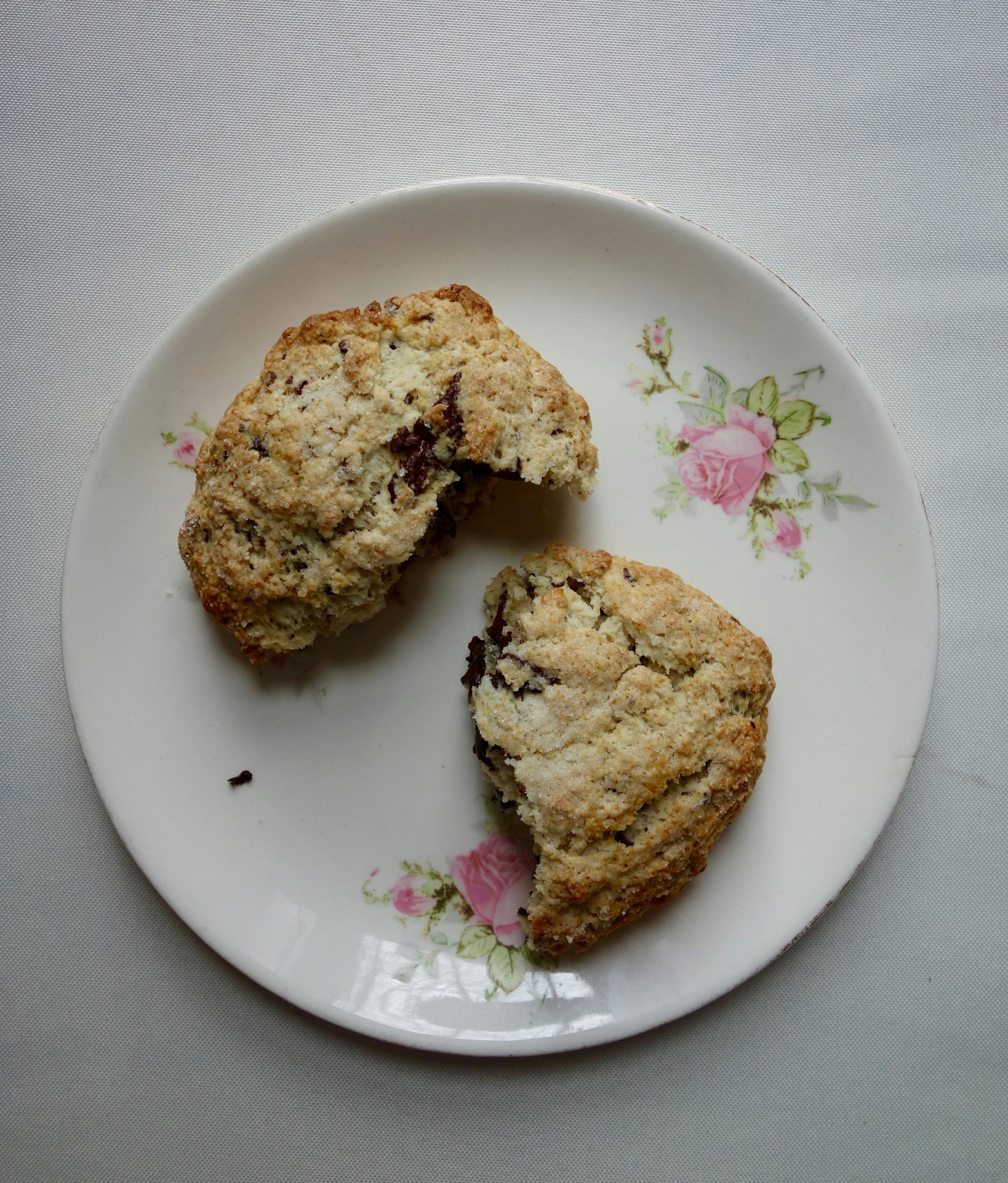 This Chocolate Chip Scone Recipe For One Person Is Basically A Fancier Chocolate Chip Cookie