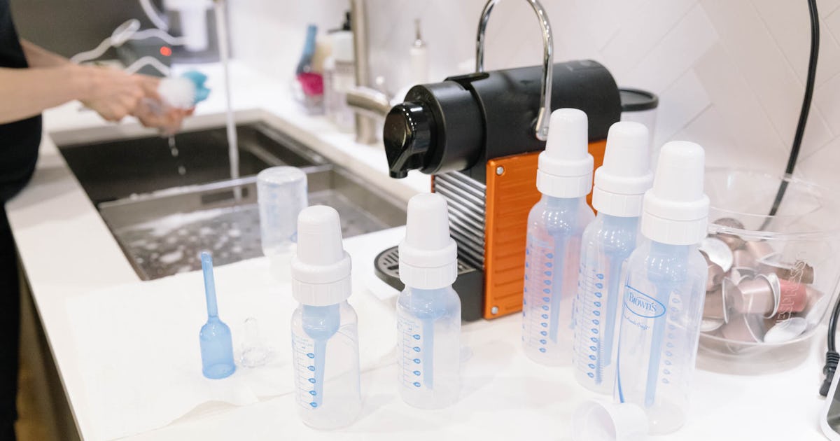 How Many Bottles Do You Need To Have For A Baby The Choices Can Be Overwhelming How Many Bottles Do You Need To Have For A Baby The Choices Can Be Overwhelming