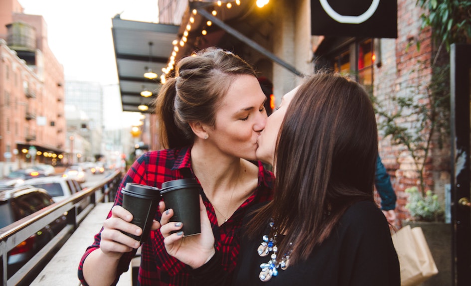 5 Stories About Queer Women S First Dates With A Woman Will Make You Melt