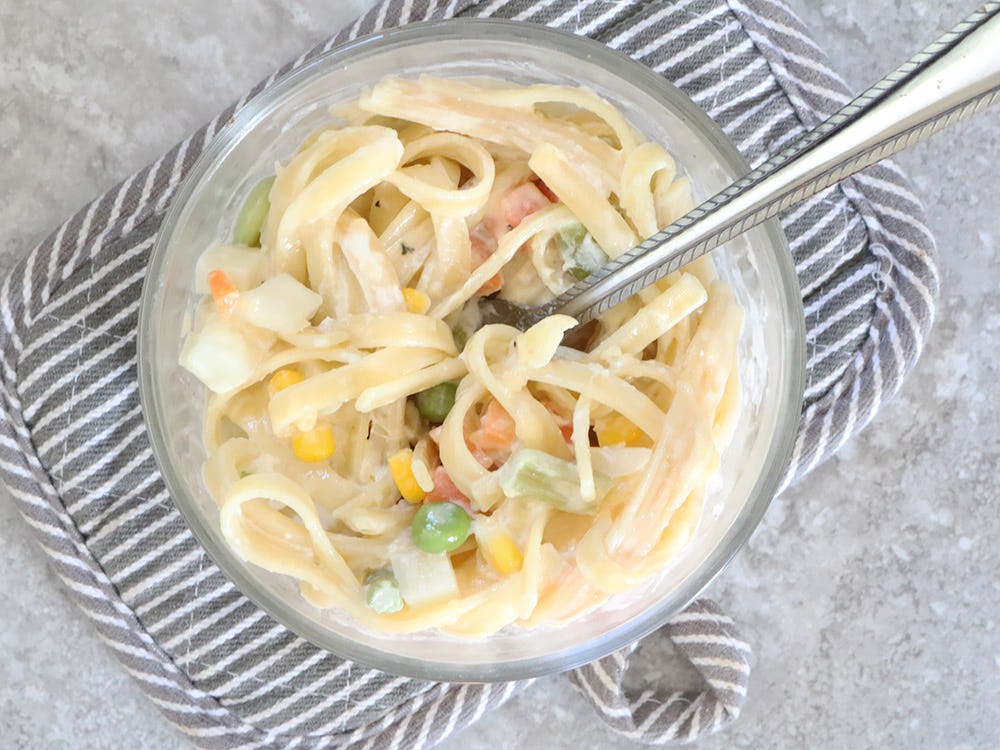 This Fettuccine Alfredo Recipe For One Person Is So Easy, You Probably