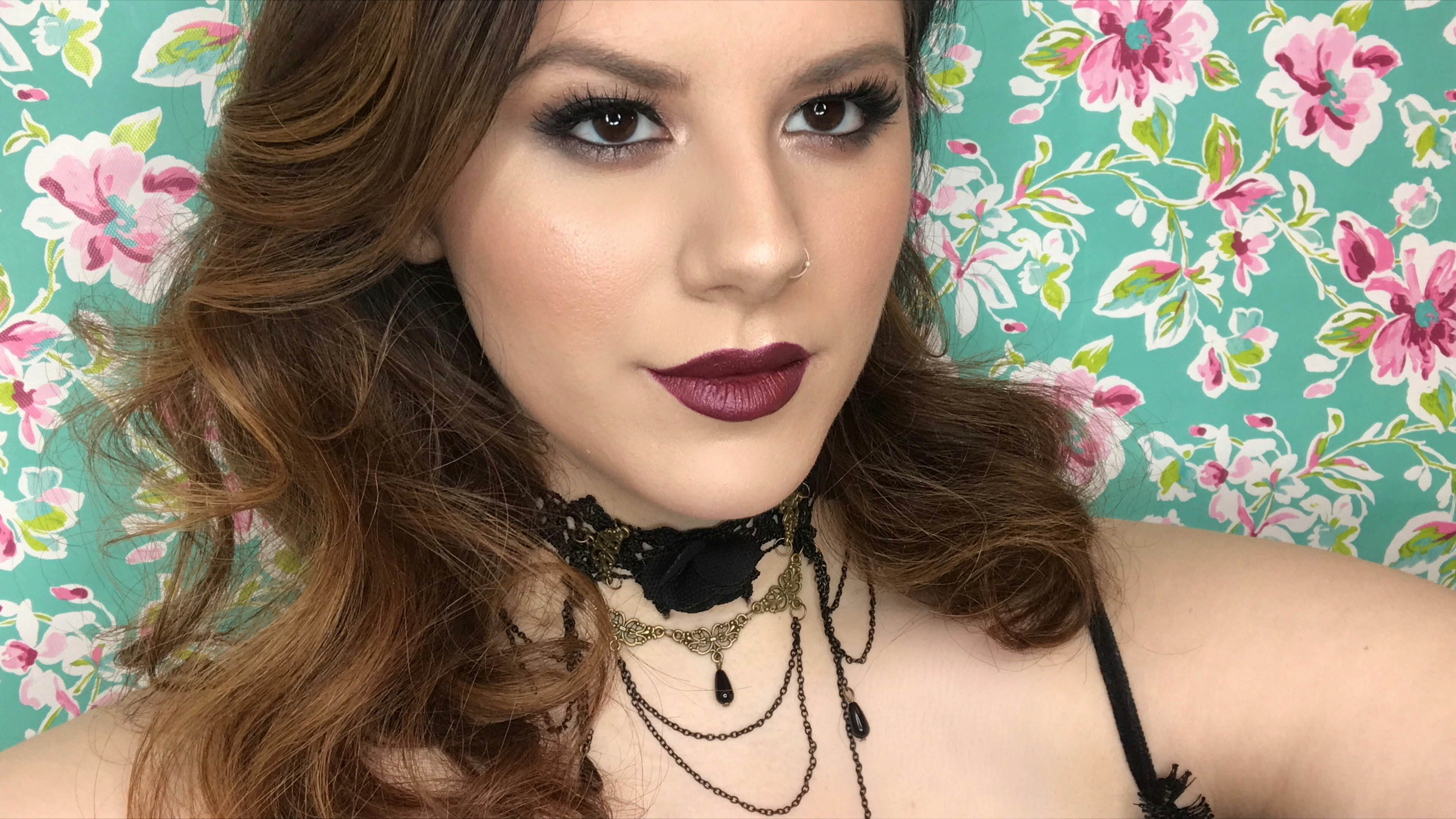 This Sexy Makeup Tutorial Will Leave You So Vampy People Might Want