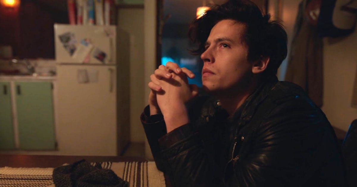 The Riverdale Season 2 Finale Promo Has A Tiny Detail That Will Make Jughead Fans Happy The Riverdale Season 2 Finale Promo Has A Tiny Detail That Will Make Jughead Fans Happy