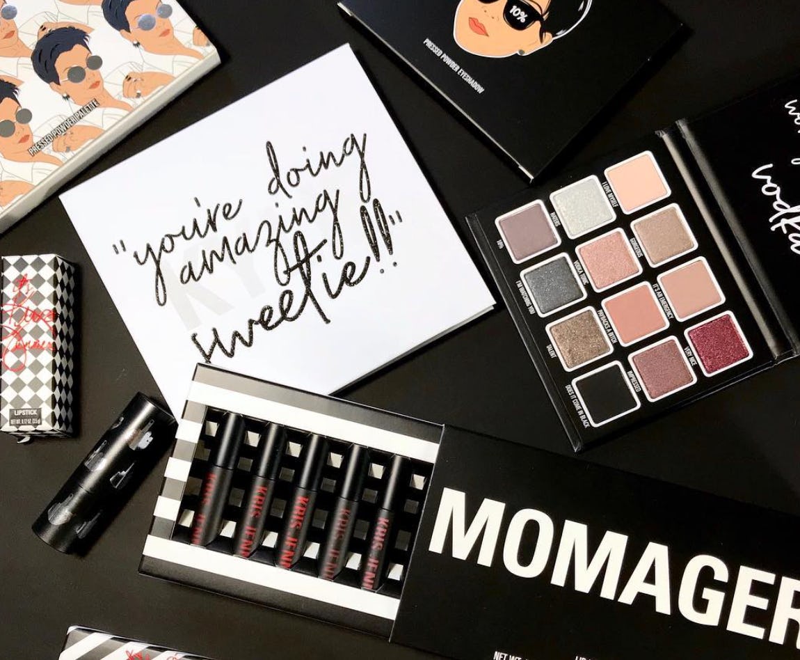 What Time Does Kris Jenner X Kylie Cosmetics' Momager Collab Come Out ...