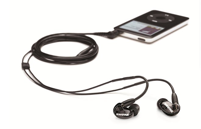  Shure SE215-K Earphones