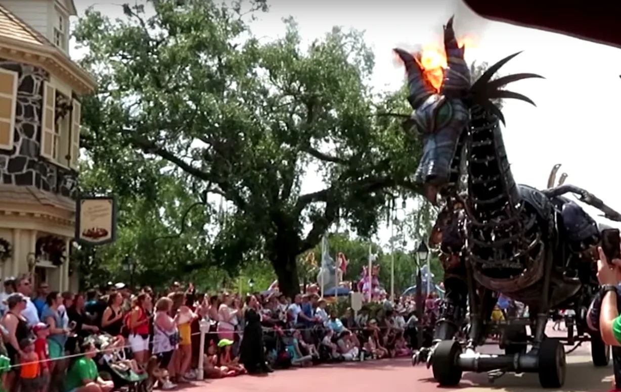 A Float At A Disney World Parade Caught Fire & The Video Is So Scary