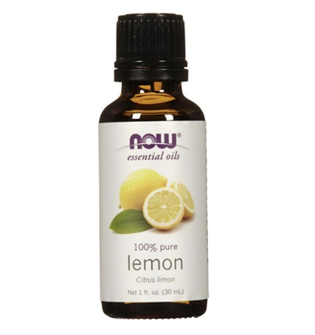 8 Essential Oils For Clearing Negative Energy That Actually Work