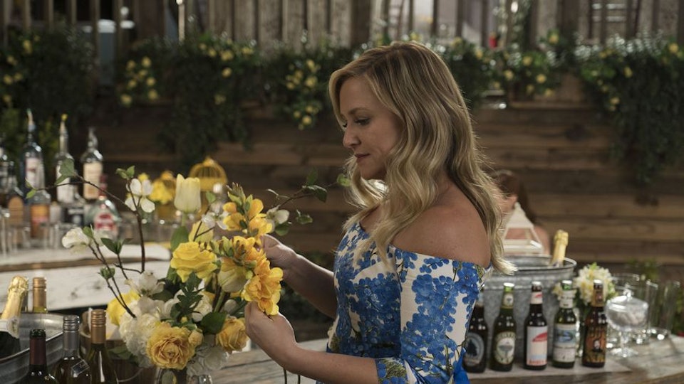 Will Jessica Capshaw Return For Grey Anatomy Season 15 This Is The End Of The Road For Arizona Robbins