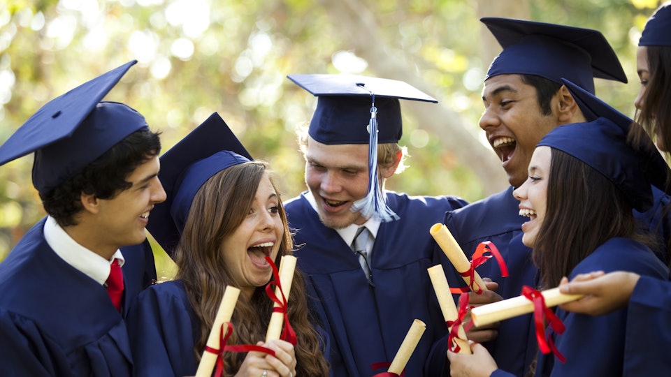16 Hilarious Graduation Memes That Express How You Really Feel About All The Pomp Circumstance