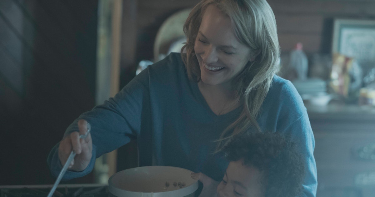 Handmaid's Tale Does June Escape Does June Get Hannah Back On 'The Handmaid's Tale' Season 2? She Was
