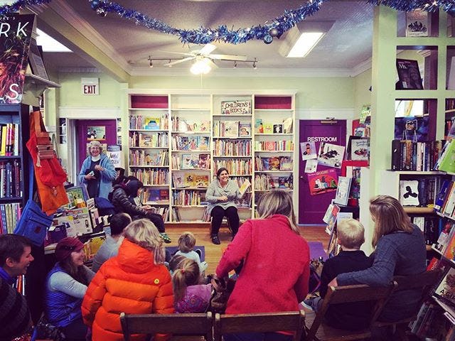 9 Nonprofit & Collective Bookstores That Every BookLover Needs To