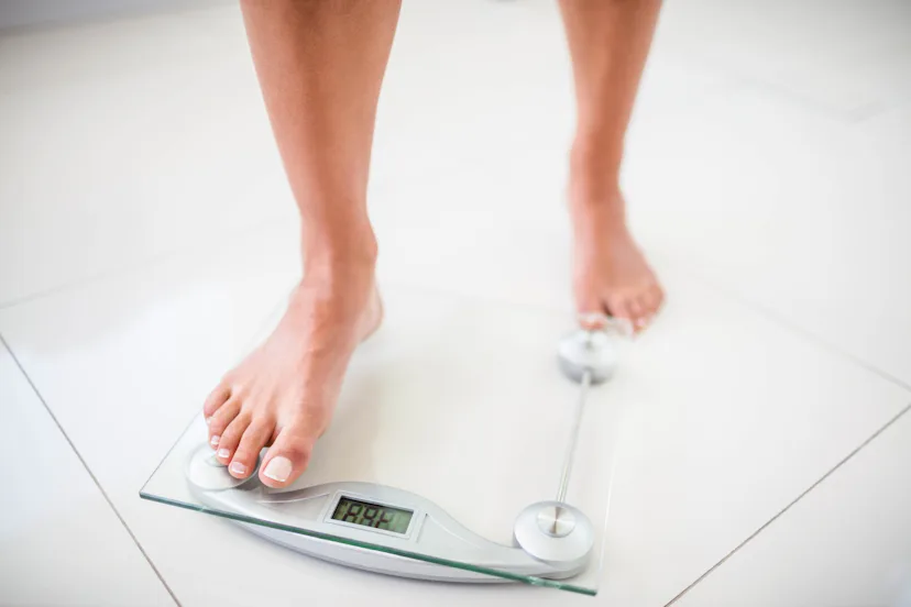 8 Physical Signs Your Body Is Producing Too Much Estrogen 8 physical signs your body is producing too much estrogen