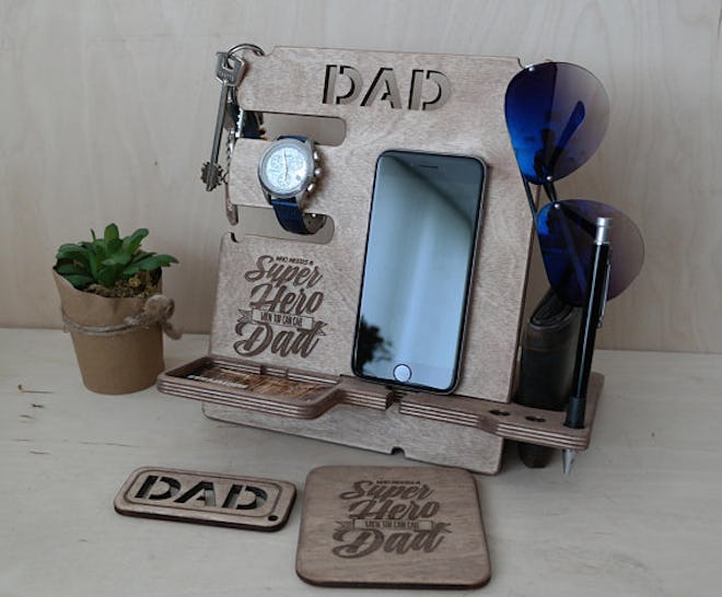 Sky Wood Studio Father's Day Docking Station