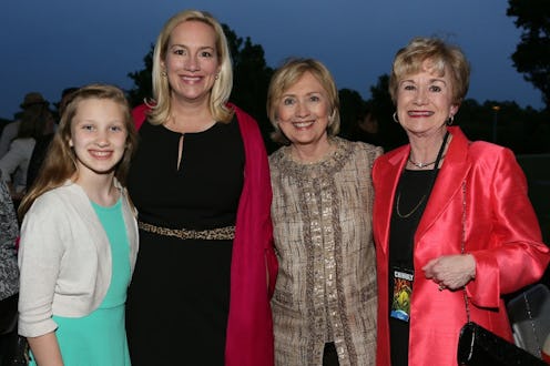 Hillary Rodham Clinton posing for a photo with Stephanie Streett