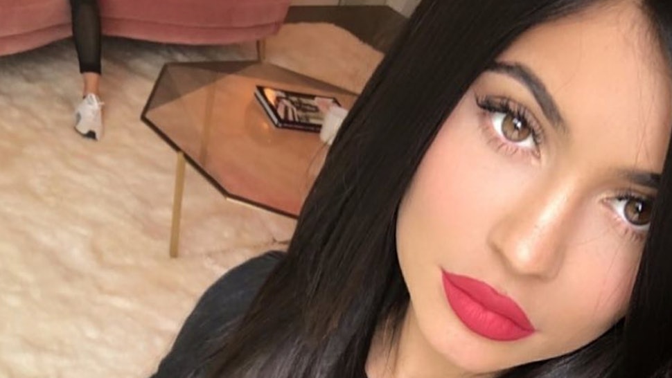 When Is Kylie Cosmetics Victoria Lip Kit Out The Pinky Red Shade