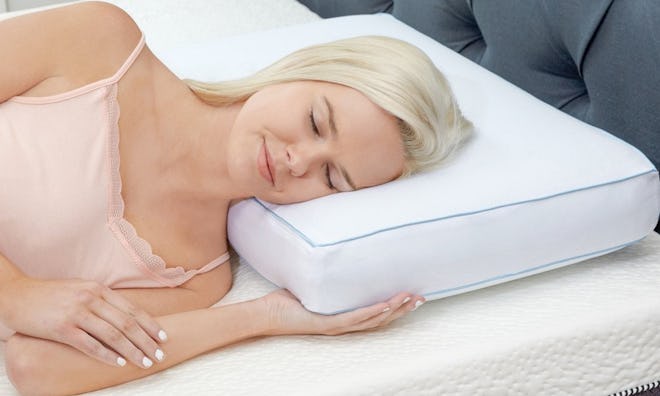 Classic Brands, Cool Sleep Ventilated Gel Memory Foam Gusseted Pillow