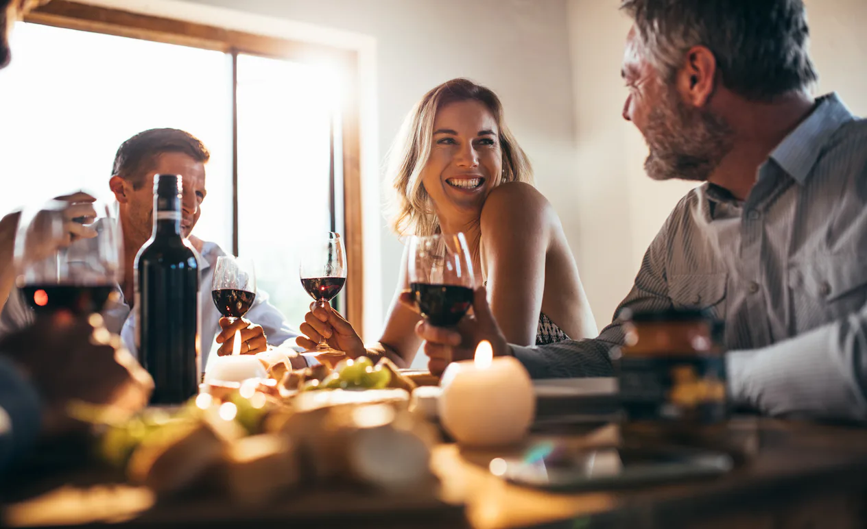 The 10 Most Engaging Conversation Topics, According To Hinge Data