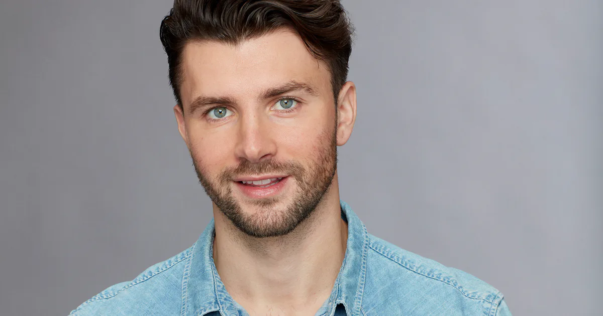 What Kamil's Real Job? He Can't Really Be A 'Social Media Participant'