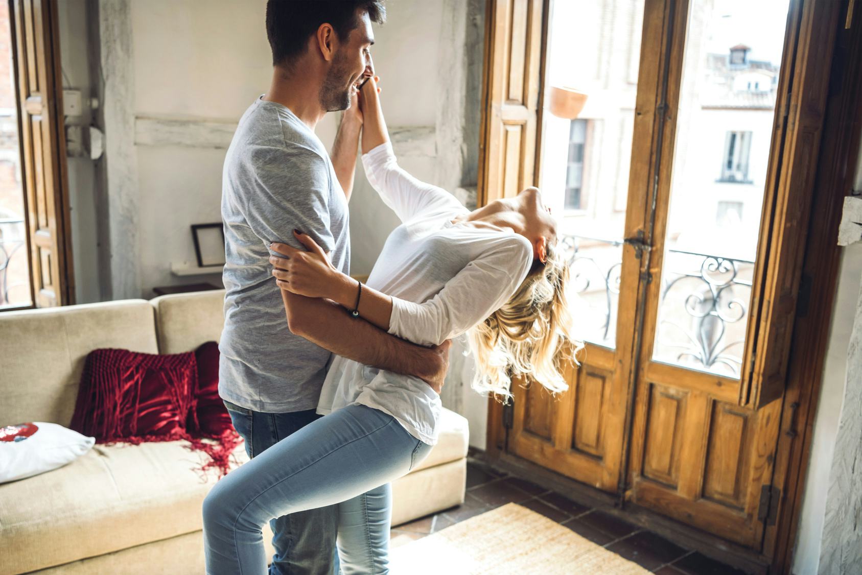 12 Surprising Things You Didn’t Realize All Couples Do Behind Closed Doors