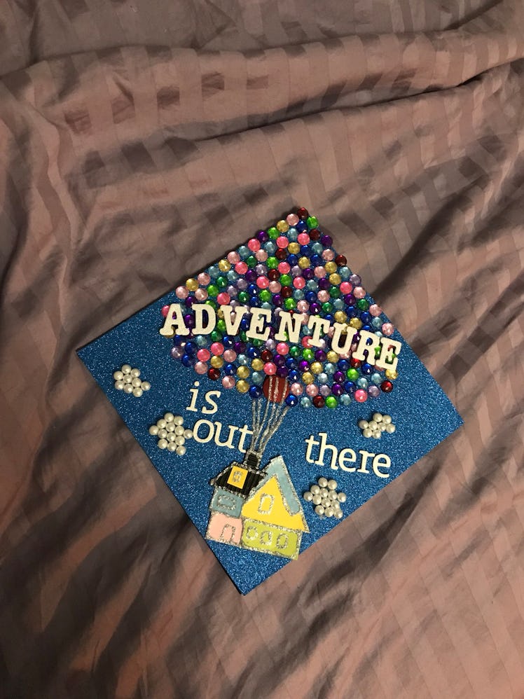 For matching graduation caps, use some ideas inspired by Disney movies.