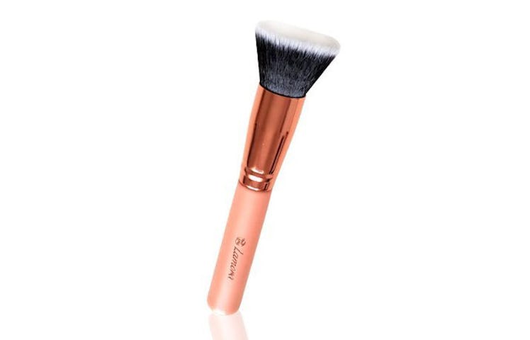 Lamora Foundation Makeup Brush Flat Top Kabuki for Face