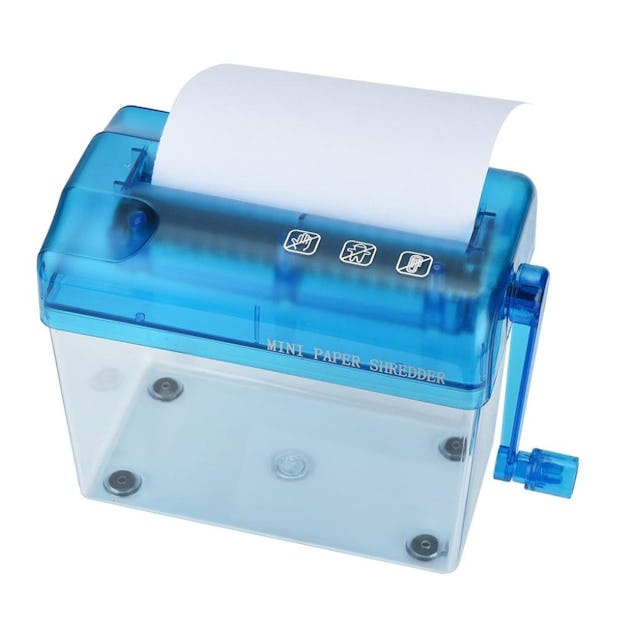 7 EcoFriendly Alternatives To Everyday Items You Use At Work