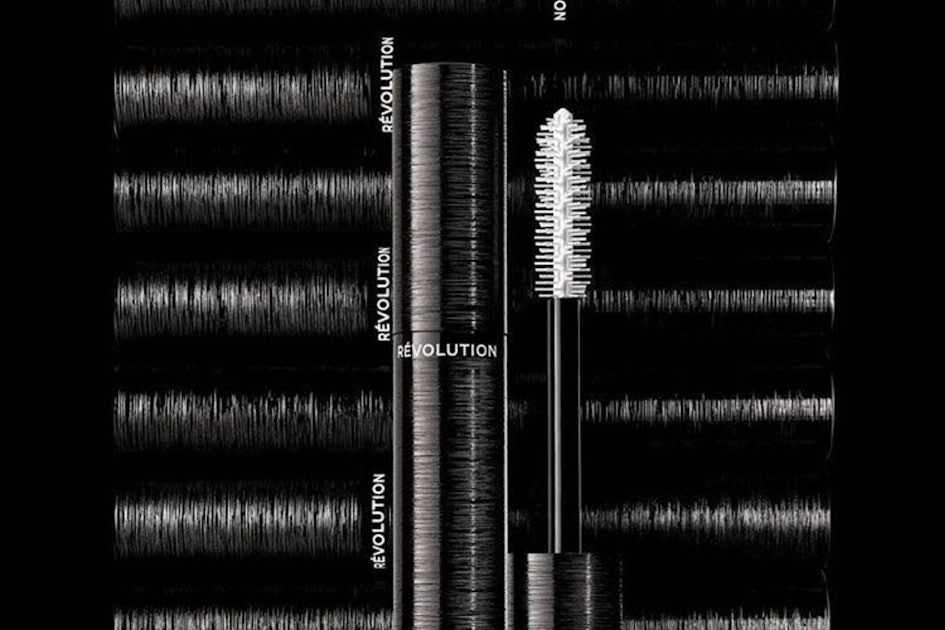 Chanel's New Le Volume Revolution Mascara Comes With A 3-D Printed Wand