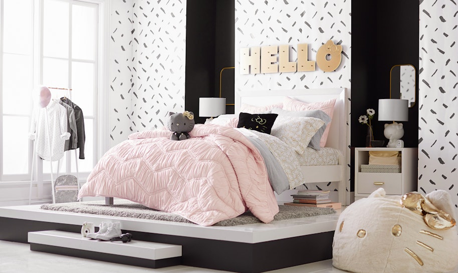 Pbteen S Hello Kitty Line Includes Furniture Bedding And