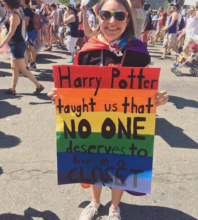 10 Funny Pride Parade Sign Ideas That Will Totally Set The Mood