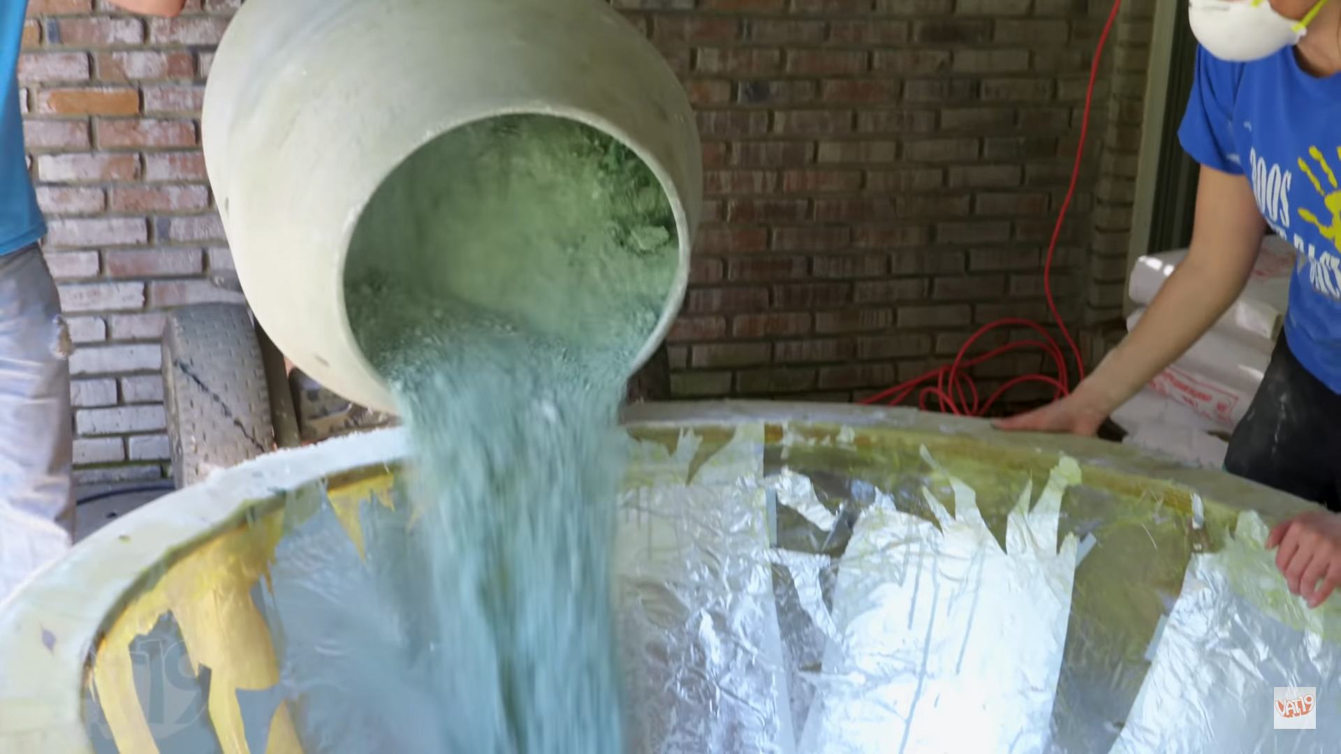 The World's Biggest Bath Bomb Was 2,000 Pounds — And It Turned A Pool Into A Fizzy Spa