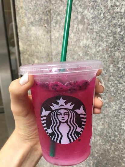 Starbucks' Mango Dragonfruit Refresher Is Here & It's As Whimsical As ...