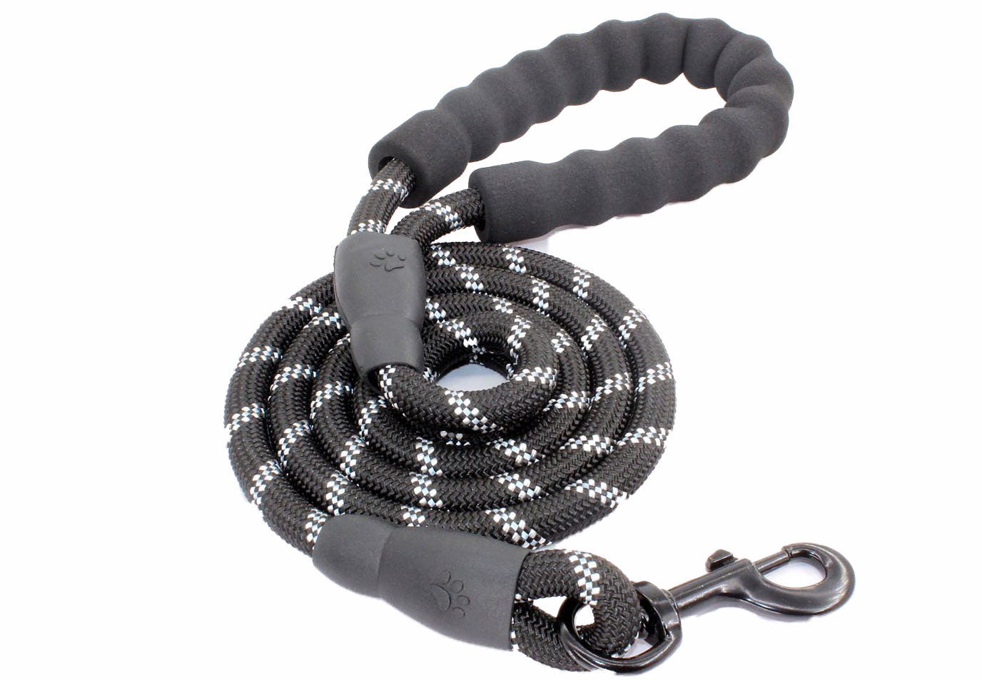 The 7 Best Dog Leashes For Big Dogs