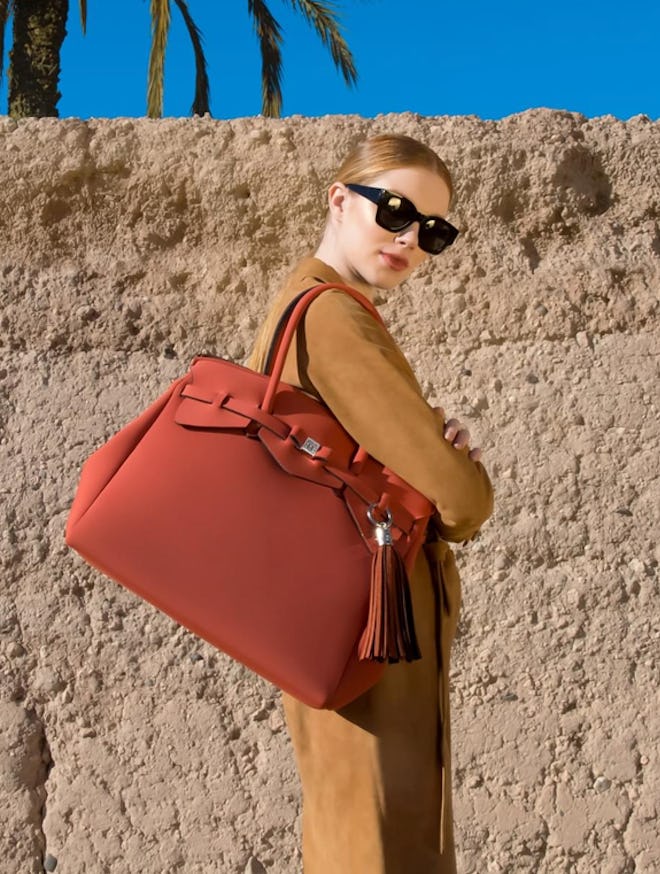 Are Save My Bag Purses Actually Waterproof These Are The Chicest Bags To Wear In A Downpour